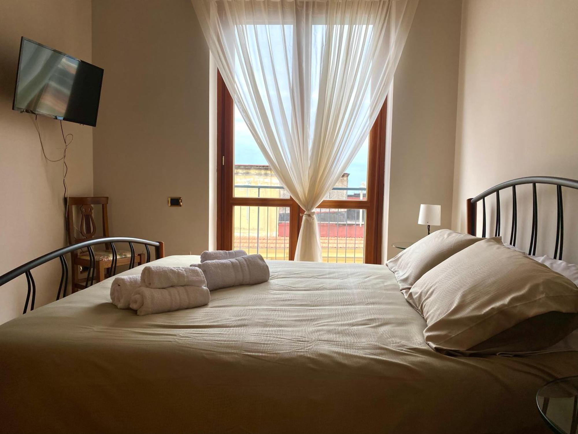A Casa Di Don Peppino Lejlighed Salerno Eksteriør billede