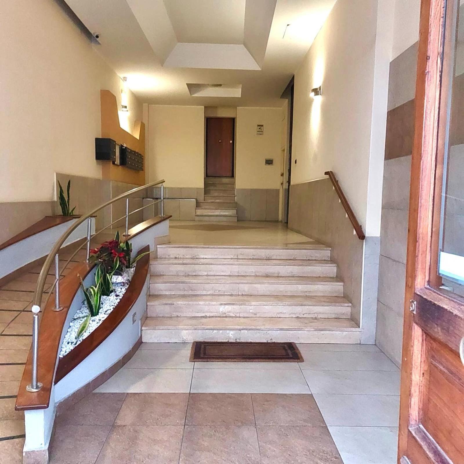 A Casa Di Don Peppino Lejlighed Salerno Eksteriør billede